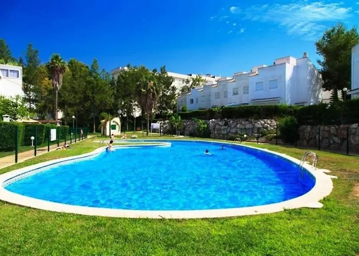 Domuum Holidays - Cumbres Family Salou