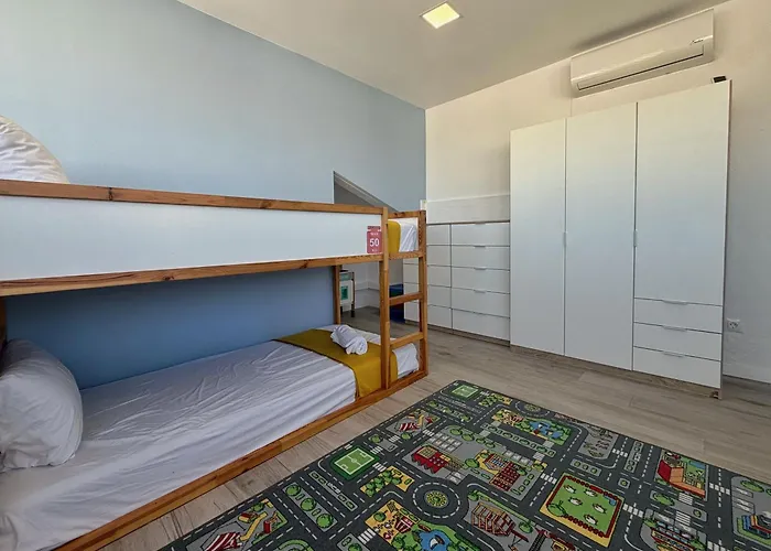 Domuum Holidays - Cumbres Family * Salou